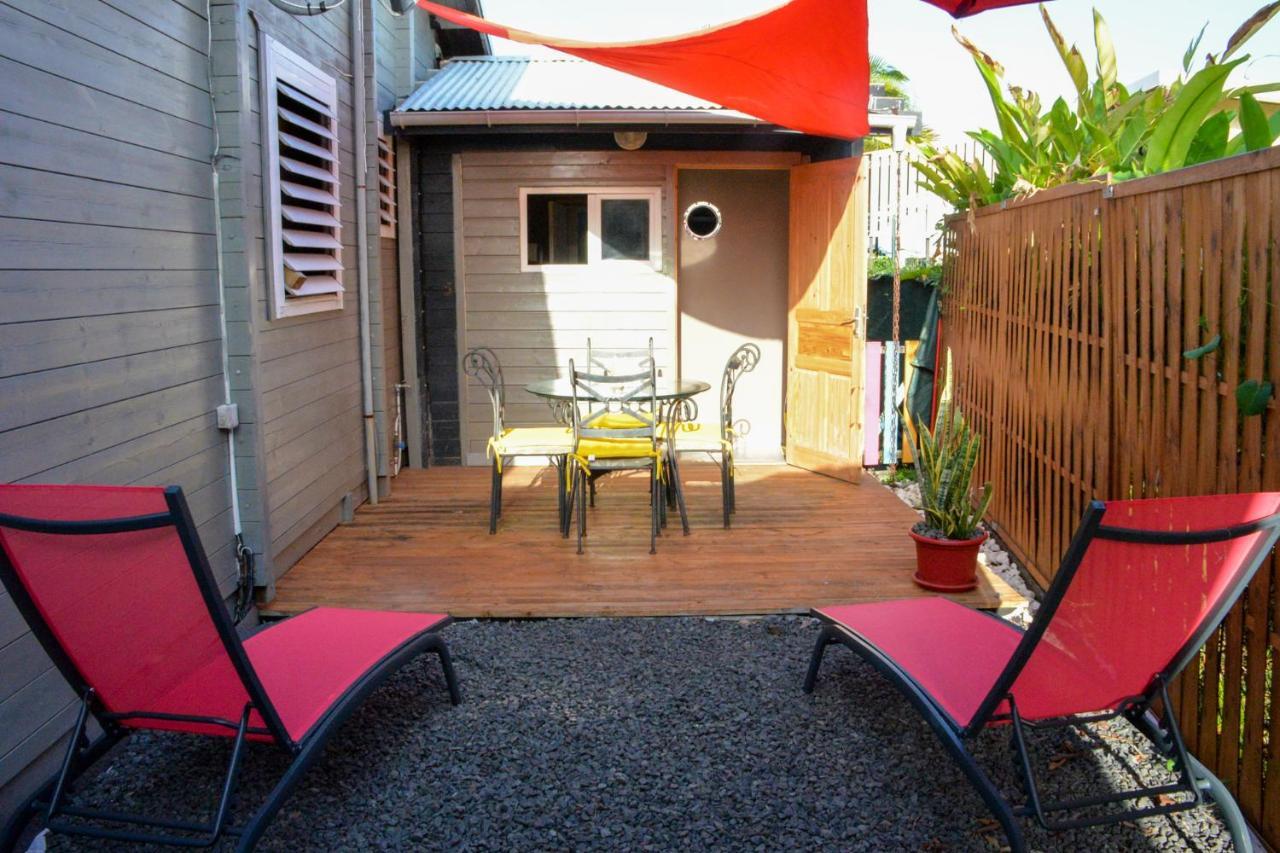 Bungalow La Perle - Jacuzzi - Piscine Saint-Francois  Bagian luar foto
