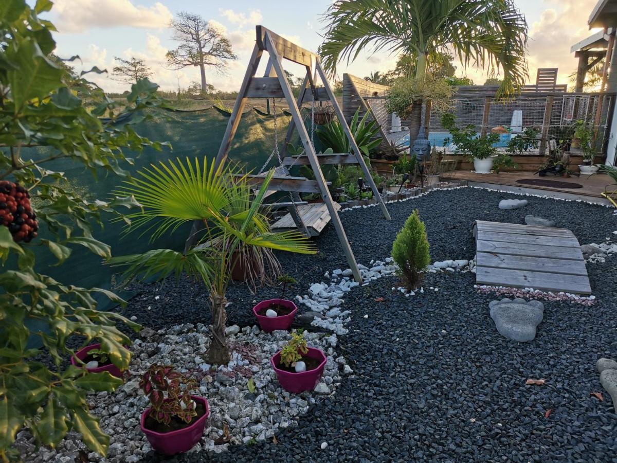 Bungalow La Perle - Jacuzzi - Piscine Saint-Francois  Bagian luar foto